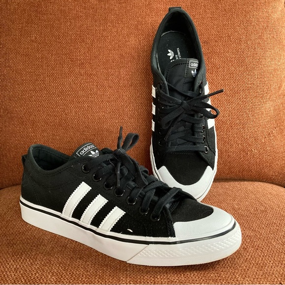 COPY - Adidas Nizza Sneakers 8.5M / 9.5W - Picture 5 of 5